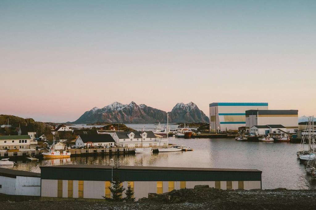 Leilighet I Nybygg Svolvær Kültér fotó